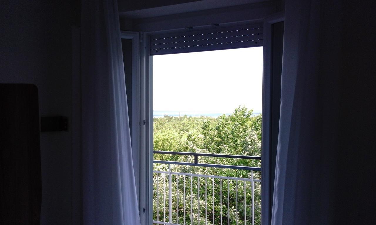 B&B - Meuble' - Hotel " Cordiale " Misano Adriatico Exterior photo